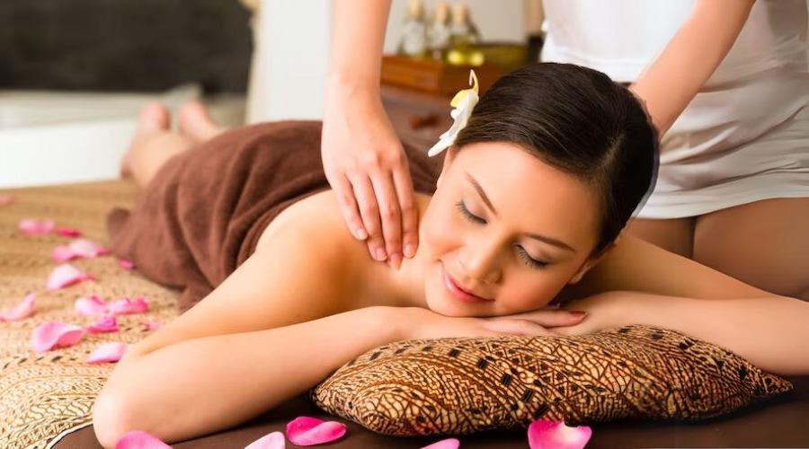 Relaxing massage therapy